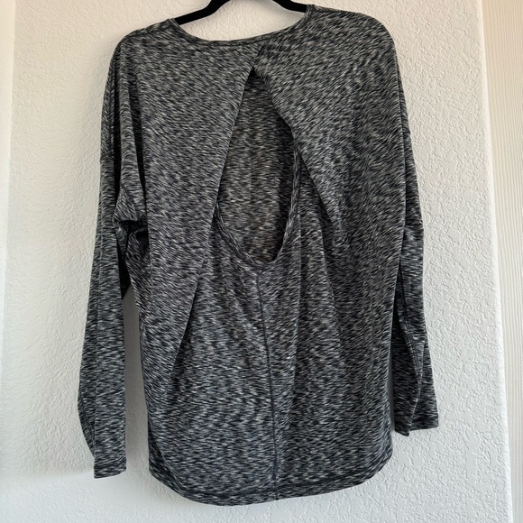 Lululemon Pima cotton long sleeve shirt - Picture 3 of 3